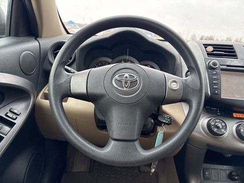 Used 2011 Toyota RAV4 Base image 18