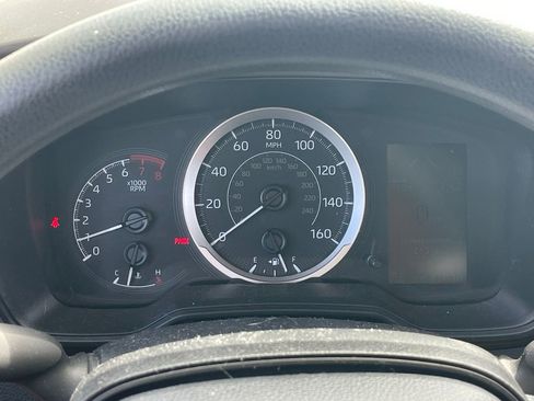 Used 2022 Toyota Corolla LE FWD image 12