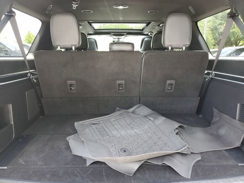 Certified 2024 Lincoln Navigator L Reserve AWD/4WD image 6