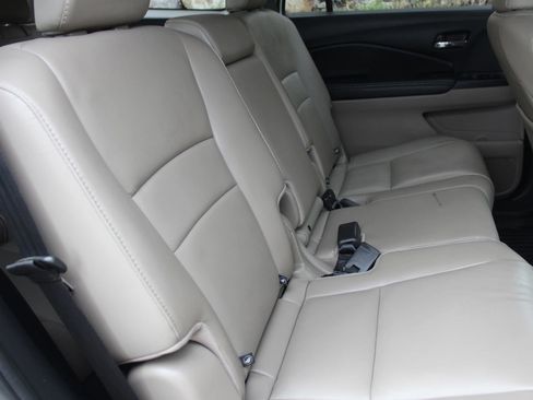 Used 2018 Honda Pilot EX-L image 16