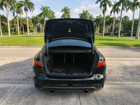 Used 2020 Jaguar XE S AWD/4WD image 18