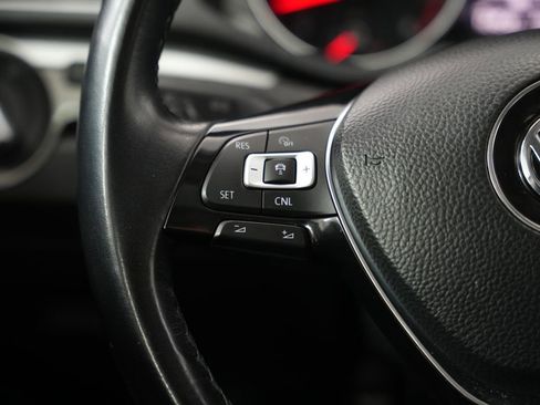 Used 2016 Volkswagen Passat 1.8T SE image 12