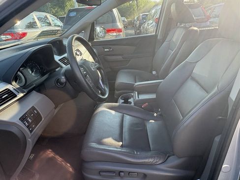 Used 2015 Honda Odyssey Touring Elite image 12