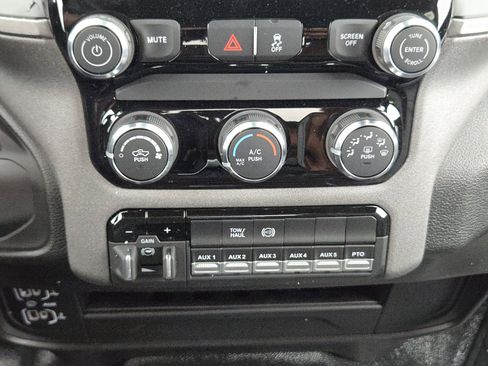New 2026 RAM 3500 Tradesman w/ Chrome Appearance Group A AWD/4WD image 15