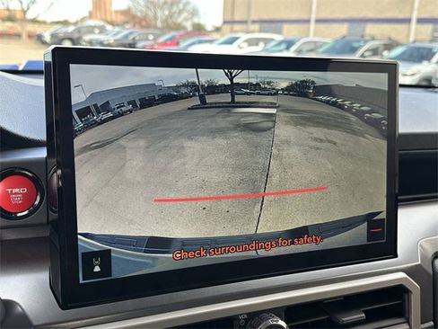 Certified 2025 Toyota Tacoma TRD Sport image 17