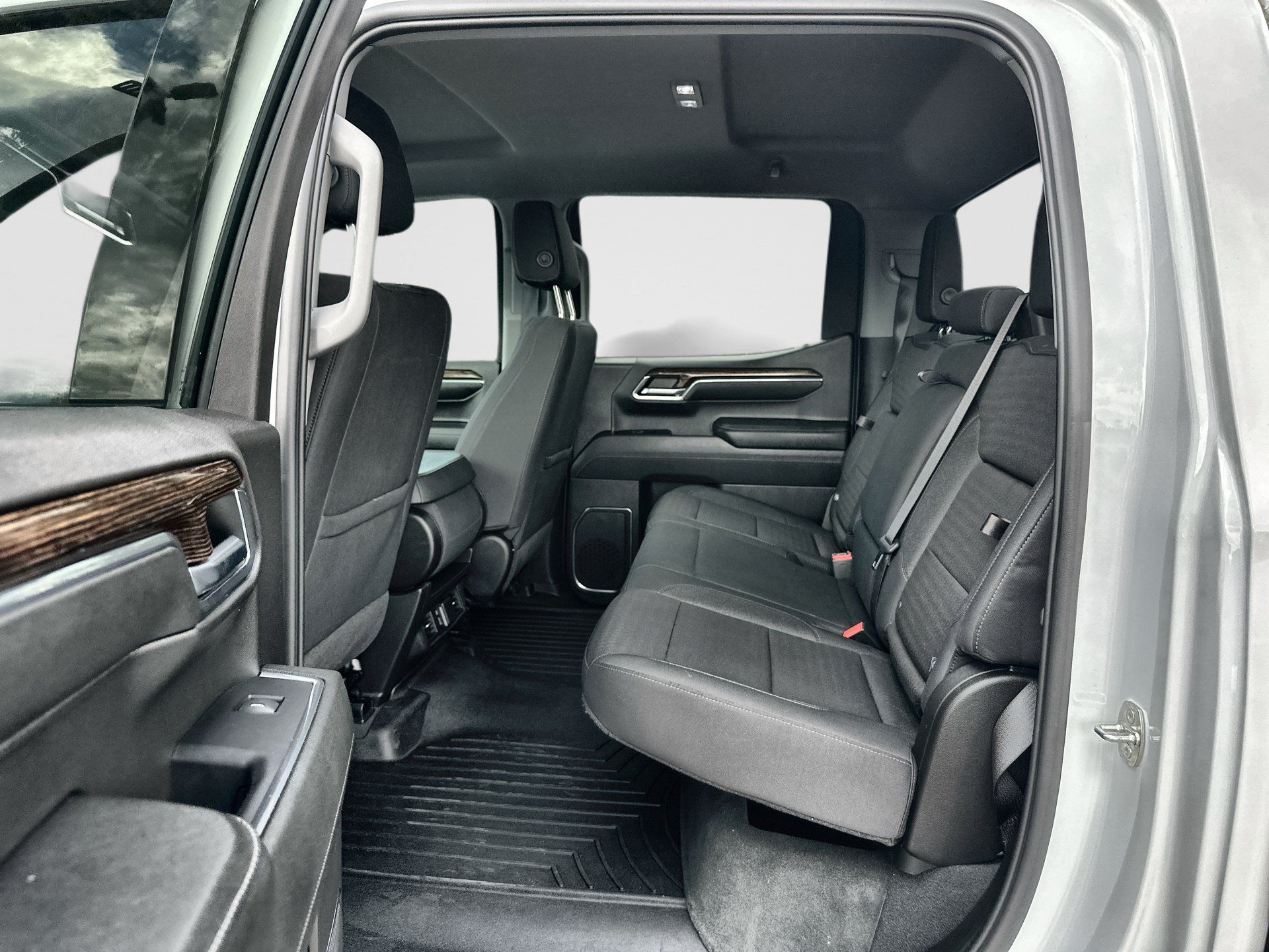 Certified 2024 GMC Sierra 1500 Elevation AWD/4WD image 25
