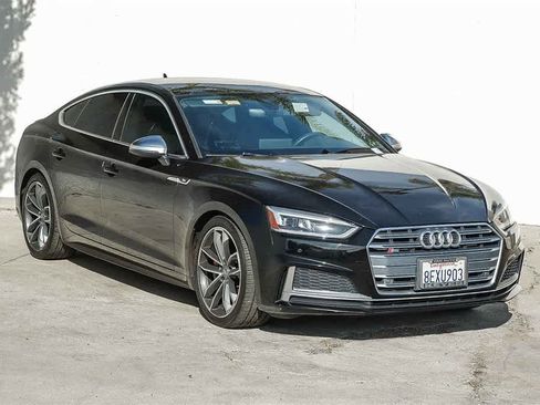 Used 2018 Audi S5 Premium Plus w/ Navigation Package image 3