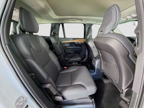 Certified 2023 Volvo XC90 T8 Plus AWD/4WD image 30