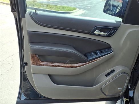Used 2019 Chevrolet Suburban Premier w/ RST 6.2L Performance Edition image 14