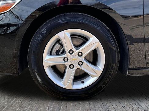 Used 2024 Chevrolet Malibu LT image 8