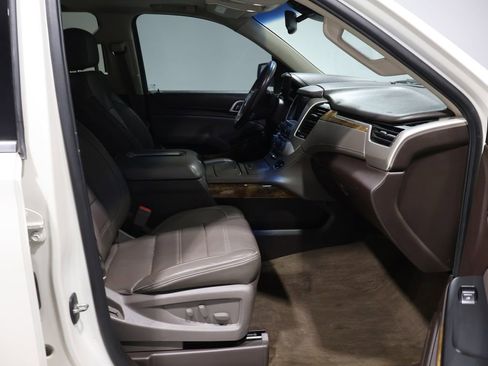 Used 2015 GMC Yukon Denali w/ Touring Package image 23