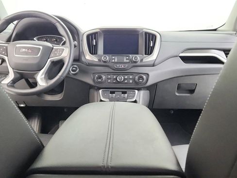 Used 2022 GMC Terrain SLT image 23
