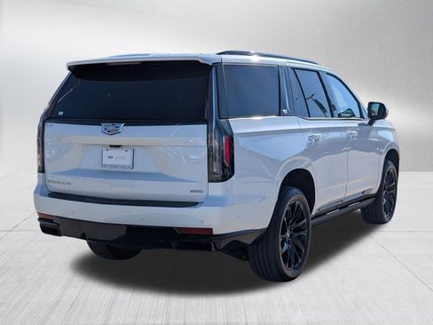 Used 2024 Cadillac Escalade Sport Platinum w/ LPO, ONYX Package image 6