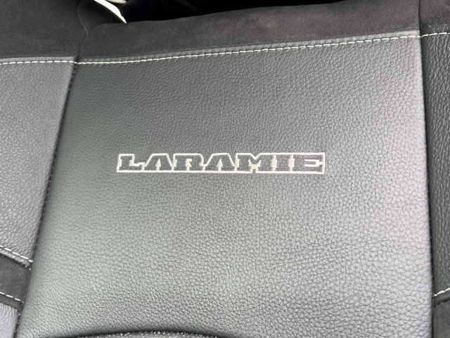 Used 2025 RAM 3500 Laramie AWD/4WD image 19