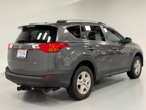 Used 2013 Toyota RAV4 LE image 4