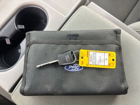 Used 2018 Ford F150 XL image 38