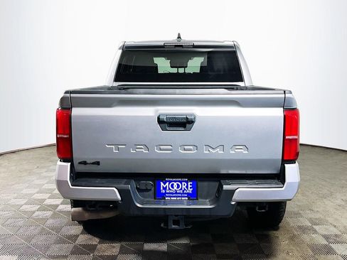 Certified 2024 Toyota Tacoma TRD Off-Road AWD/4WD image 7