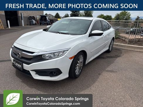 Used 2018 Honda Civic EX-T image 2