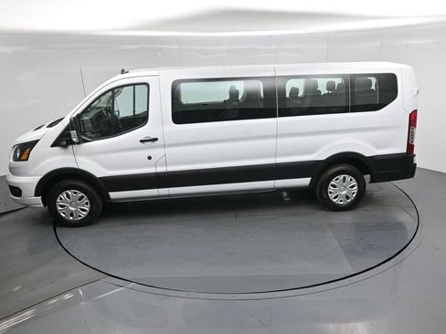 Used 2023 Ford Transit 350 XLT image 39