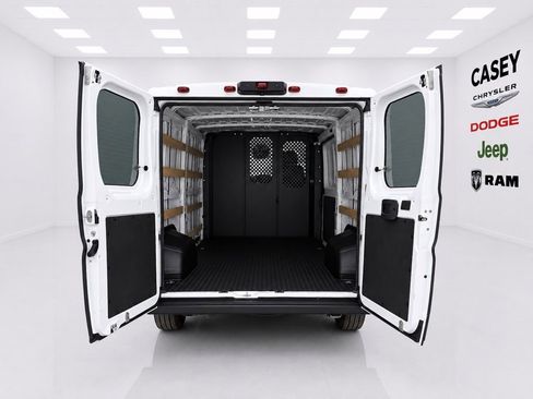 Used 2025 RAM ProMaster 2500 w/ U-Haul Equipment Group FWD image 13