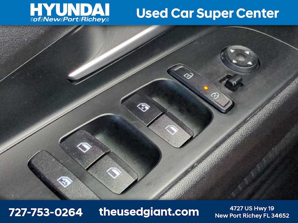 Certified 2023 Hyundai Elantra SEL w/ Convenience Package FWD image 24