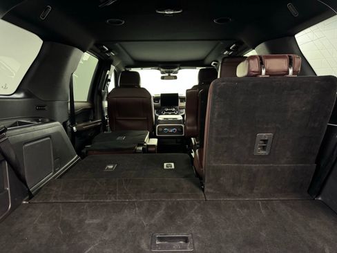 Used 2024 Ford Expedition Limited image 38