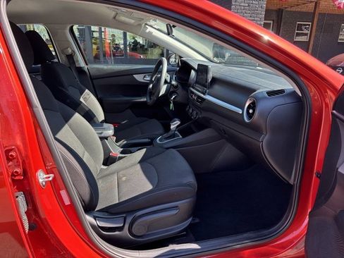 Used 2023 Kia Forte LXS image 14