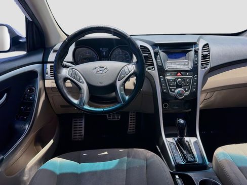 Used 2013 Hyundai Elantra GT w/ Touch & Go Pkg FWD image 13