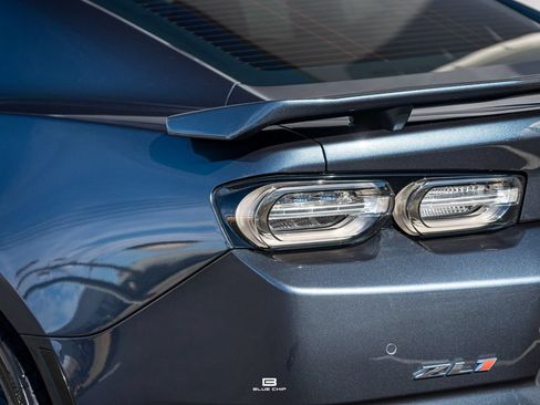 Used 2022 Chevrolet Camaro ZL1 RWD image 8