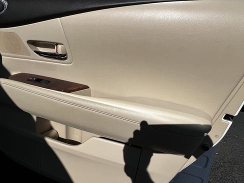 Used 2013 Lexus RX 350 w/ Premium Pkg image 42