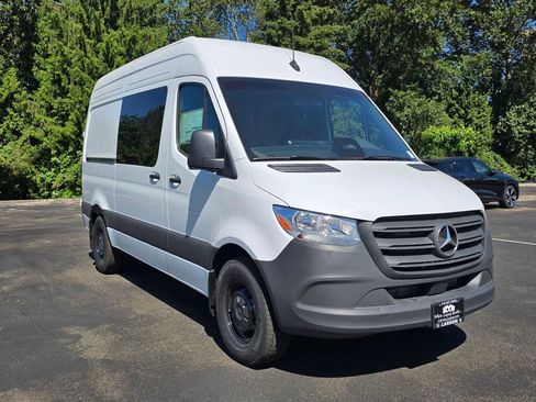 New 2026 Mercedes-Benz Sprinter 2500 image 8