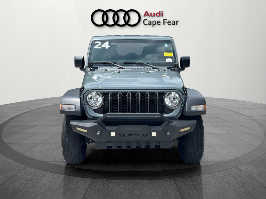 Used 2024 Jeep Wrangler Unlimited Sport AWD/4WD image 8