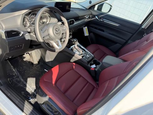 New 2025 MAZDA CX-5 Carbon Edition image 2