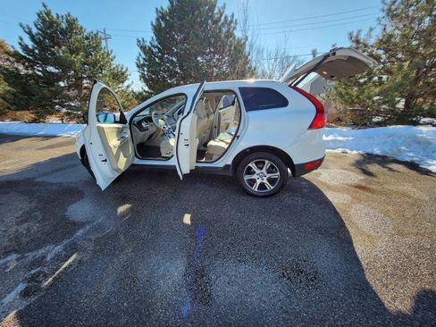 Used 2013 Volvo XC60 T6 image 16