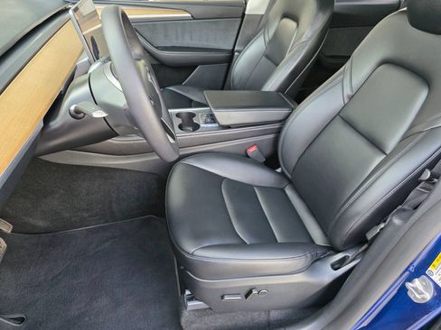 Used 2024 Tesla Model Y Long Range AWD/4WD image 16