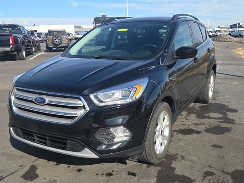 Used 2018 Ford Escape SEL image 2