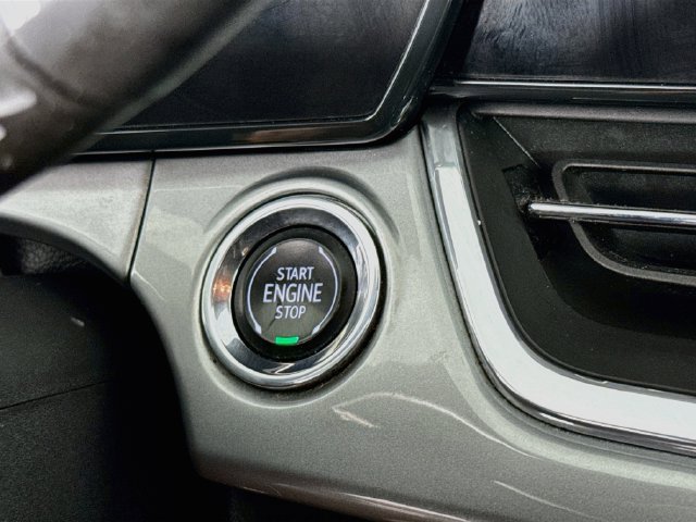 Used 2024 Chevrolet Trax LT FWD image 18