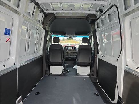 New 2026 Mercedes-Benz Sprinter 2500 image 6