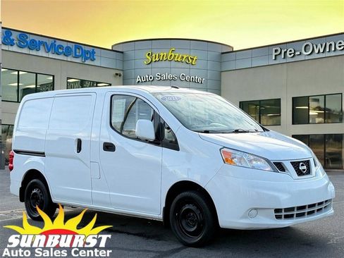 Used 2021 Nissan NV200 SV FWD image 1