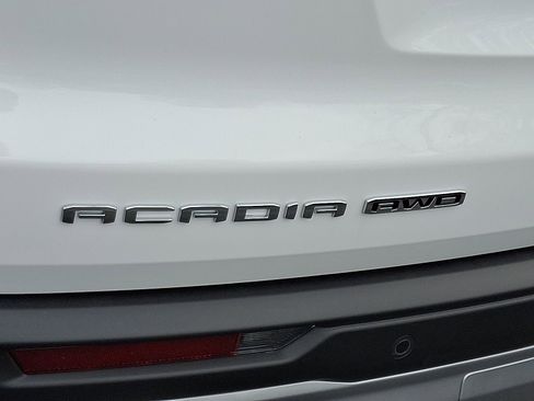 New 2026 GMC Acadia Elevation w/ Elevation Premium Package image 8