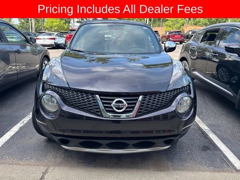 Used 2014 Nissan Juke SV w/ Navigation Package FWD image 2