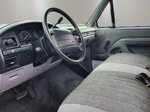 Used 1996 Ford F150 2WD Regular Cab image 5