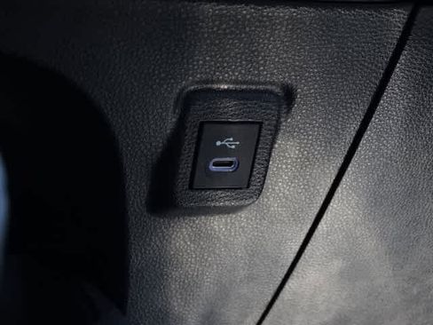 Used 2026 Toyota Corolla LE w/ Carpet Mat Package (TMS) FWD image 32
