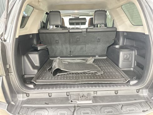 Used 2022 Toyota 4Runner SR5 Premium w/ Moonroof Package image 32