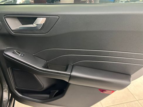 New 2026 Ford Escape PHEV w/ PHEV Premium Package image 48