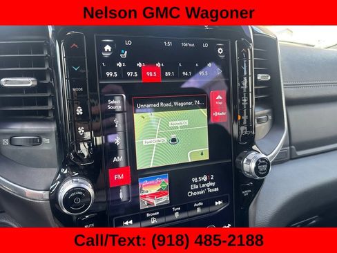 Used 2021 RAM 1500 Laramie AWD/4WD image 12