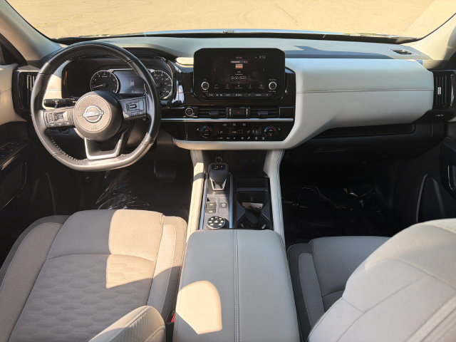 Used 2024 Nissan Pathfinder SV AWD/4WD image 22