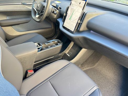 New 2026 Volvo EX30 Ultra image 16