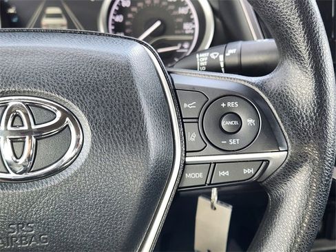 Used 2023 Toyota Camry LE image 19