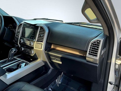 Used 2016 Ford F150 Lariat w/ Equipment Group 501A Mid image 21